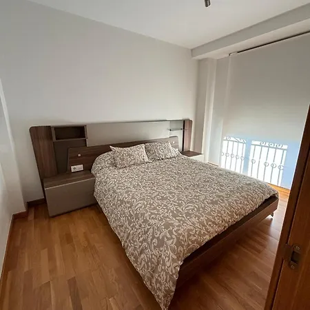 - Playa A Xunqueira Moana